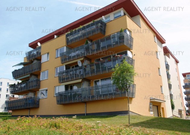 Pronájem vybaveného bytu 3+kk,81m2 s trasou a parkováním v P13-Stodůlky