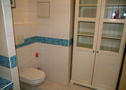 Pronájem moderního zařízeného bytu 2+kk, 79m2 +80m2 s předzahrádkou v novostavbě P10-Záběhlice 