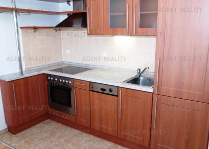  Pronájem moderního bytu 2+kk, 44m2 s balkonem a garážovým staním v Praha 6- Bílá Hora