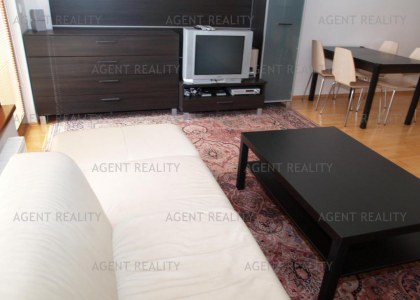 Pronájem moderního bytu 3+kk, 69m2 v novostavbě s garáží a předzahrádkou 120m2 v P6- Bílá Hora.
