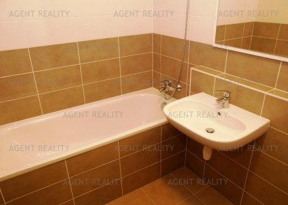 Pronájem pěkného bytu 1+kk,32m2 s balkonem v zabydlené novostavbě Praha - Uhříněves.