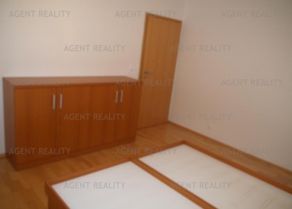 Prodej pěkného bytu 3+kk, 72m2 s terasou 36m2 a předzahrádkou 131m2 a garáží v P6-Řepy