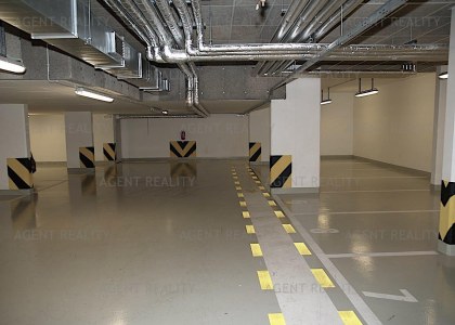 Pronájem bytu 4+kk,132m2 s terasami a parkováním, P9-Hrdlořezy.