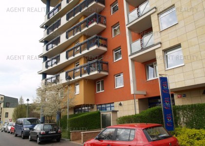 Pronájem moderniho bytu v novostavbě 2+kk, 60m2+12m2 terasa  v lokalitě P9-Vysočany.